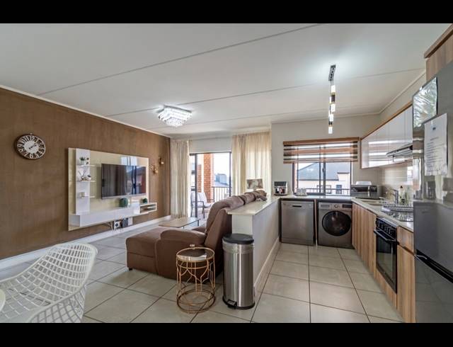 2 BEDROOM APARTMENT TO LET IN BALLITO CENTRAL